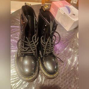 Dr Martens 1460 Women's Patent Leather Lace Up Boots